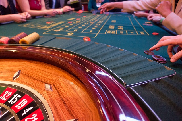 roulette table people playing