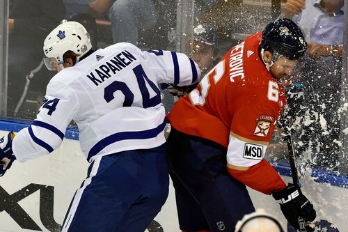 This is a picture of Toronto Maple Leafs vs Florida Panthers for the NHL article preview