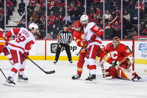 This is a picture of the Calgary Flames vs Detroit Red Wings for the NHL Picks article preview