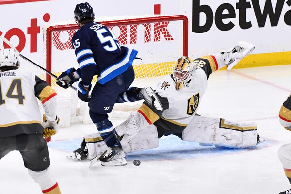 This is a picture of the Vegas Golden Knights vs Winnipeg Jets for the NHL Picks article preview