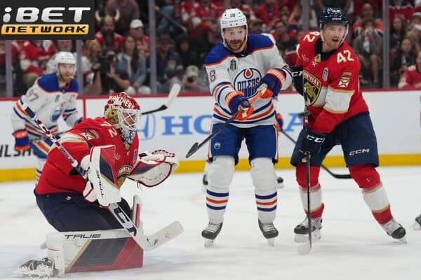 This is a picture of the Oilers against the Panthers for the NHL game 3 article preview