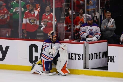 This is a picture of the Oilers against the Panthers for the NHL Finals game 5 article preview