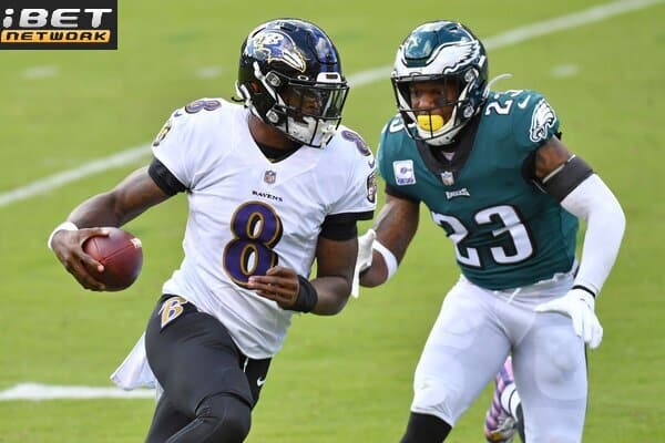 This is a picture of the Eagles against the Ravens for the NFL Preseason Picks Week 1 article