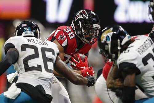 This is a picture of the Jaguars against the Falcons for the NFL Preseason Picks week 3 article preview