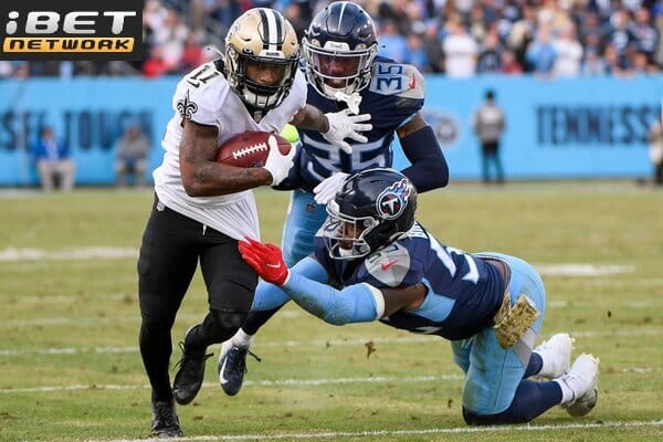 This is a picture of the Saints against the Titans for the NFL Preseason Picks week 3 article