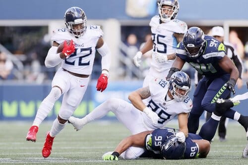 This is a picture of the Seahawks against the Titans for the NFL Preseason Picks Week 2 article preview