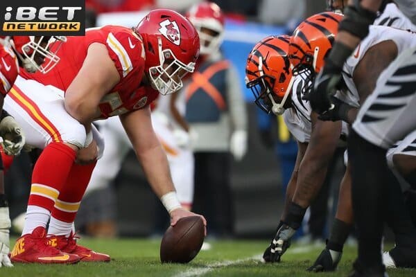 This is a picture of the Cincinnati Bengals vs Kansas City Chiefs for the NFL Picks week 2 article