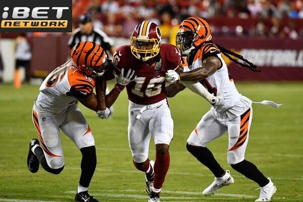 This is a picture of the Washington Commanders vs Cincinnati Bengals for the NFL Picks week 3 article preview