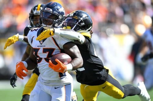 This is a picture of the Broncos against the Steelers for the NFL Picks week 2 article 