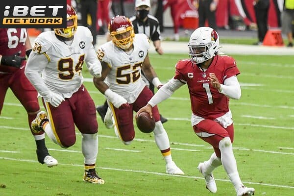 This is a picture of the Washington Commanders vs Arizona Cardinals for the NFL picks week 4 article