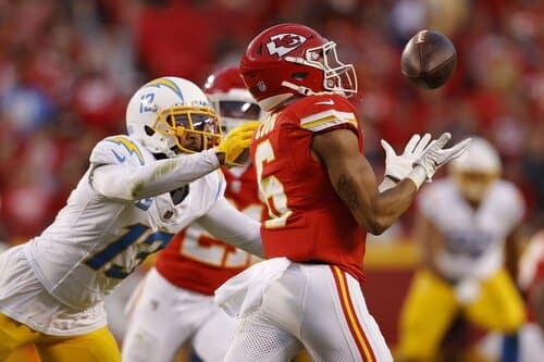 This is a picture of the Chargers against the Chiefs for the NFL Picks week 4 article 