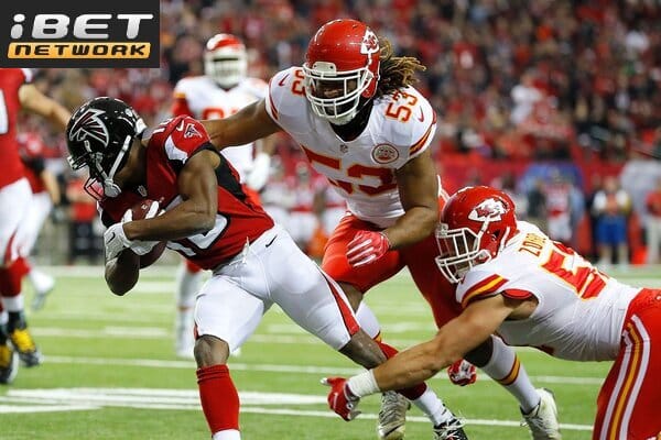 This is a picture of the Kansas City Chiefs vs Atlanta Falcons for the NFL Picks week 3 article preview