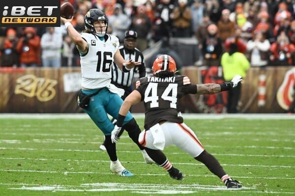 This is a picture of the Cleveland Browns vs Jacksonville Jaguars for the NFL Picks week 2 article preview