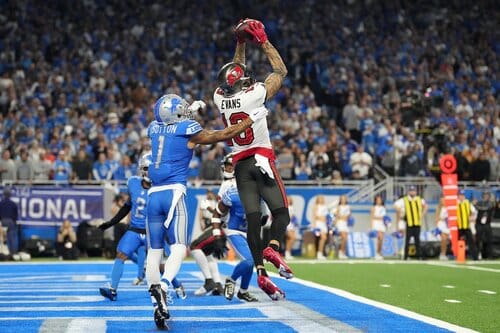 This is a picture of the Lions against the Bucs for the NFL Picks week 2 article 