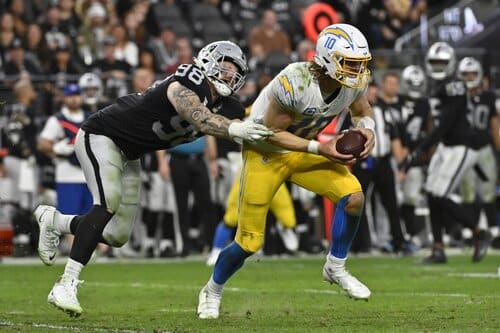 This is a picture of the Raiders vs Chargers for the NFL Picks week 1 article preview