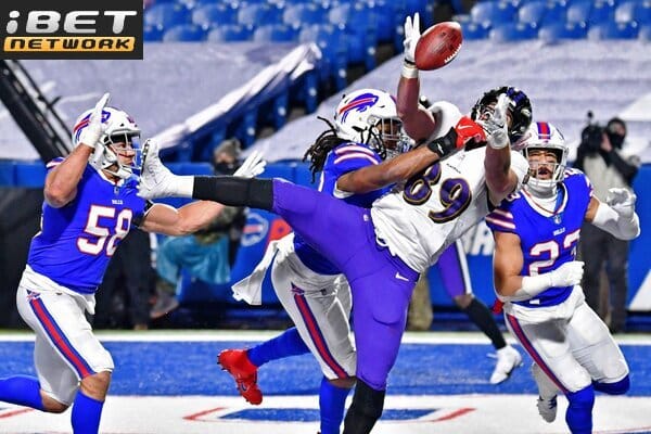 This is a picture of the Ravens against the Bills for the NFL Picks week 4 article preview